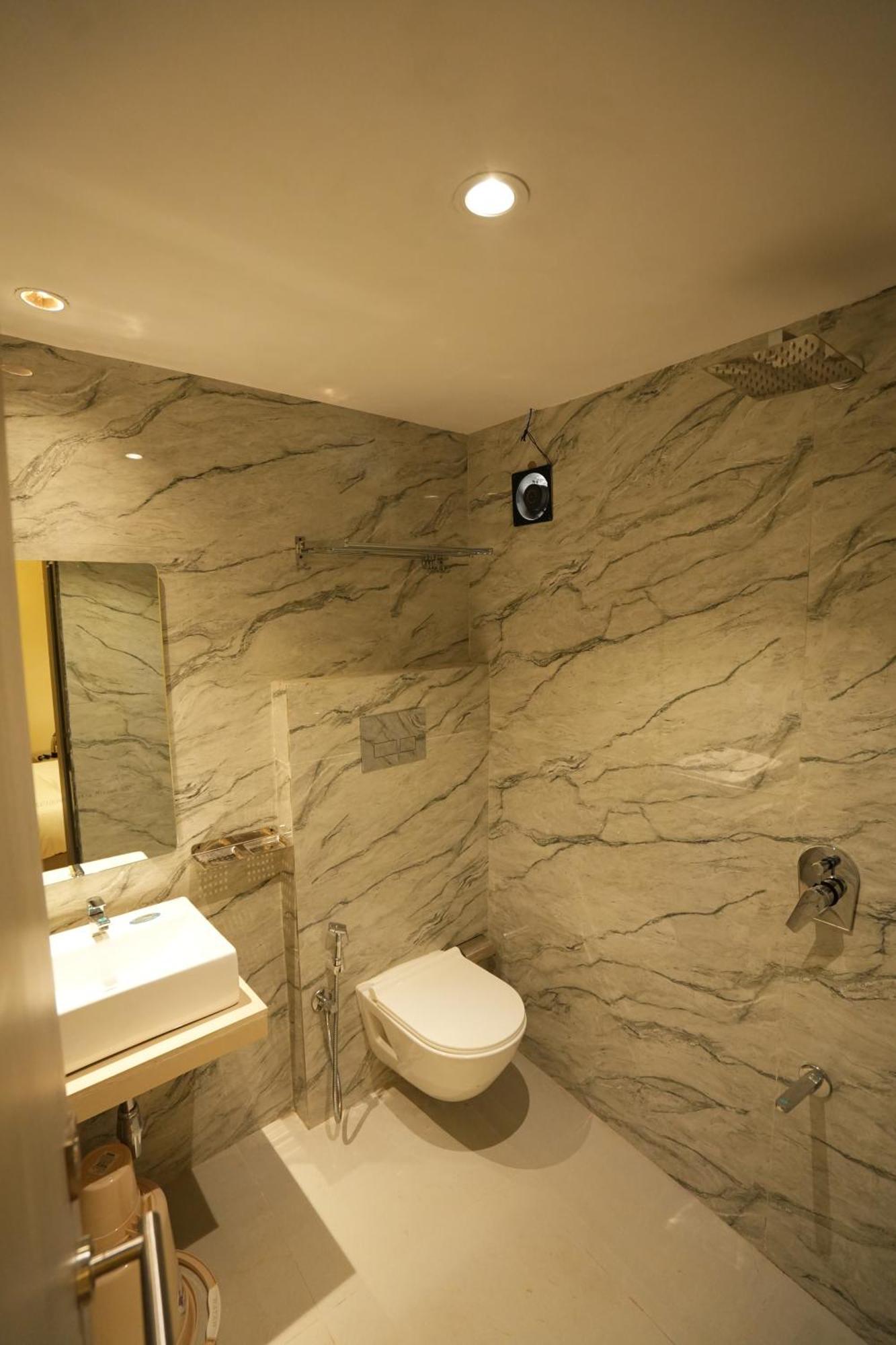 Hotel Boston 孟买 外观 照片